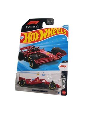 Hot Wheels Formula 1 Scuderia Ferrari SF90 Diecast Red Model Car 120/250 Toy Car